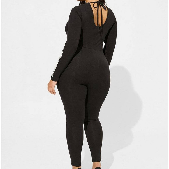 Torrid 2 (2X 18/20) Skeleton Glow In the Dark Halloween Costume Cosplay Bodysuit - Picture 3 of 4